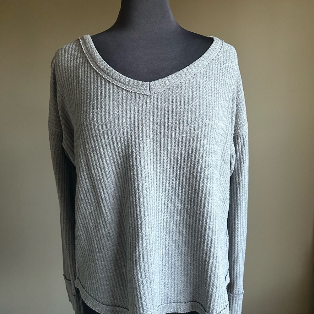 Hollister Light Gray V-Neck Sweater